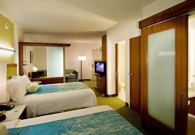 Springhill Suites Vero Beach Room photo